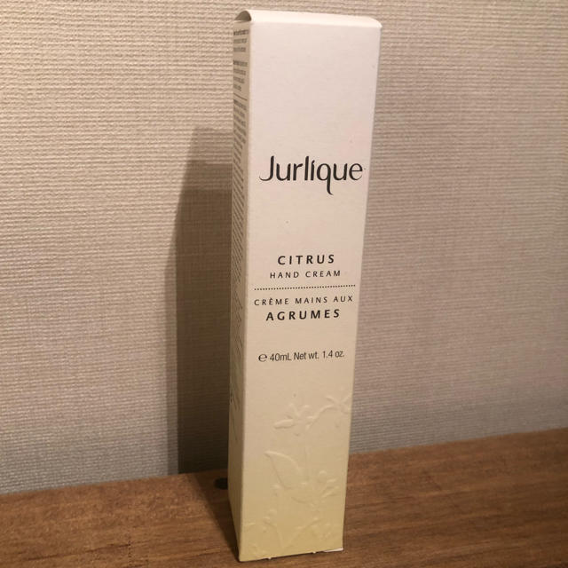 Jurlique(ジュリーク)のJurlique 新品 ハンドクリーム 半額！ コスメ/美容のボディケア(ハンドクリーム)の商品写真