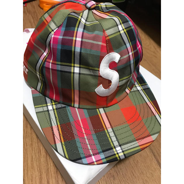 Supreme(シュプリーム)のsupreme GORE-TEX S-Logo 6-Panel Sロゴキャップ メンズの帽子(キャップ)の商品写真
