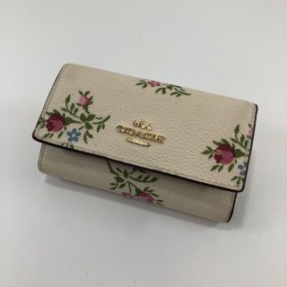 コーチ(COACH)の美品 正規品 COACH コーチ 花柄 レザー キーケース JR1-137(キーケース)