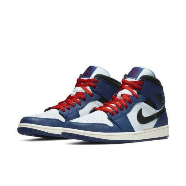 靴/シューズNIKE AIR JORDAN 1 MID SE