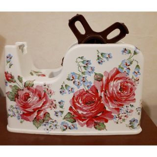 キャスキッドソン(Cath Kidston)の**デコパージュ**テープカッター ♪キャス・キッドソンローズ柄♪(テープ/マスキングテープ)