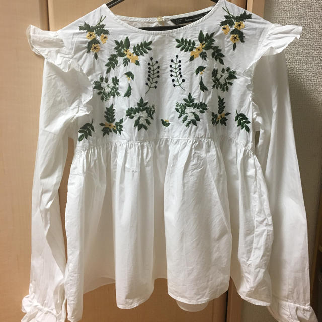 ZARA(ザラ)のZARA 刺繍チュニック レディースのトップス(チュニック)の商品写真