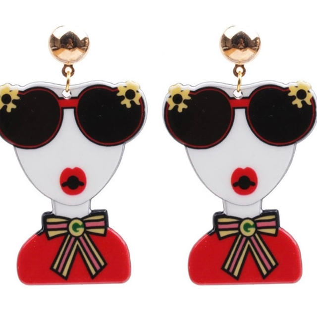 Alice+Olivia(アリスアンドオリビア)の新作 ピアス レディースのアクセサリー(ピアス)の商品写真