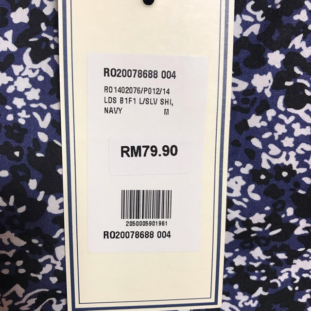 ROPE’(ロペ)のROPEの花柄シャツ レディースのトップス(シャツ/ブラウス(長袖/七分))の商品写真