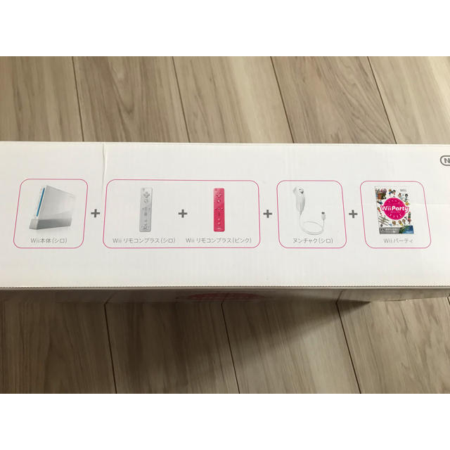 Wii(ウィー)のWii 本体 リモコン Wiiパーティー ソフト エンタメ/ホビーのゲームソフト/ゲーム機本体(家庭用ゲーム機本体)の商品写真