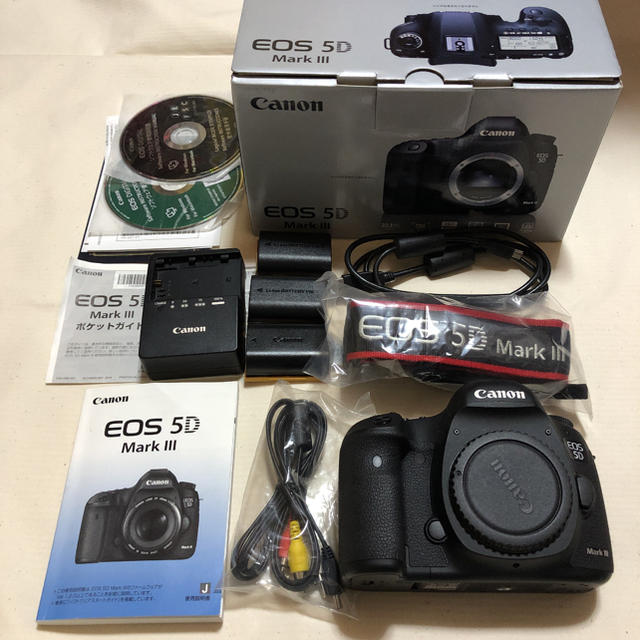 スマホ/家電/カメラEOS 5D Mark III 美品