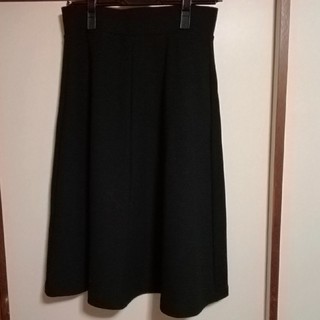 ユニクロ(UNIQLO)のユニクロ　スカート　M(ひざ丈スカート)