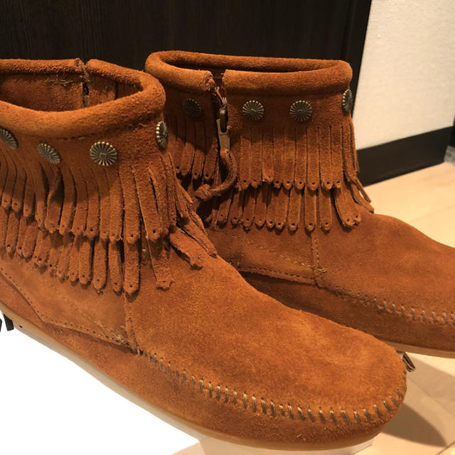 Minnetonka(ミネトンカ)のミネトンカ レディースの靴/シューズ(ブーツ)の商品写真