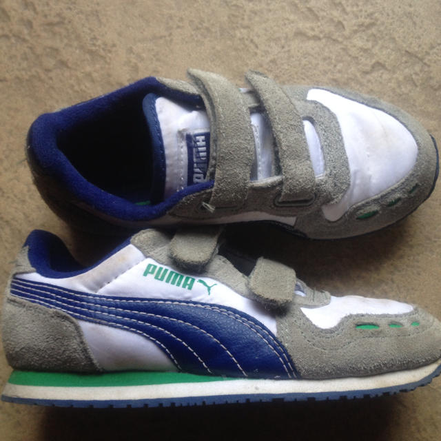 PUMA(プーマ)のpumaのスニーカー キッズ/ベビー/マタニティのキッズ靴/シューズ(15cm~)(その他)の商品写真