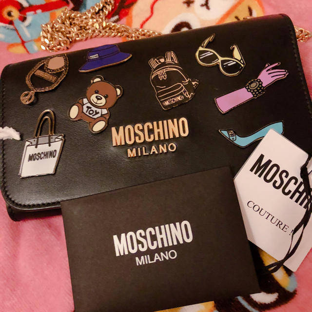 MOSCHINO(モスキーノ)のモスキーノ  ほぼ新品 チェーンウォレット レディースのファッション小物(財布)の商品写真