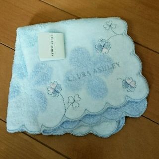 ローラアシュレイ(LAURA ASHLEY)のローラアシュレイ　タオルハンカチ(ハンカチ)