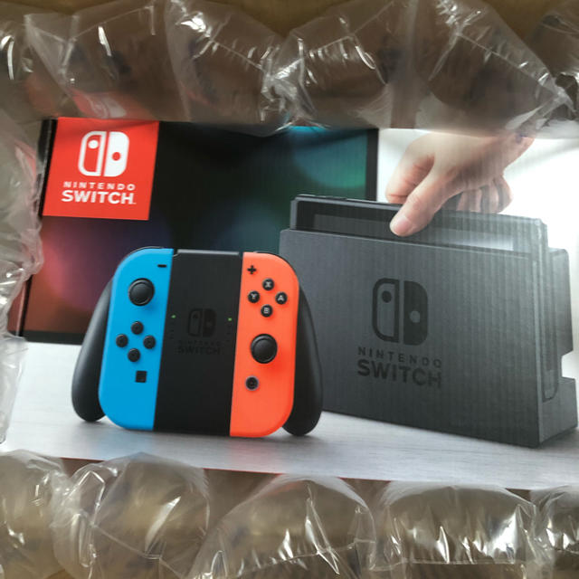 Nintendo Switch スイッチ本体　新品　ネオンエンタメ/ホビー