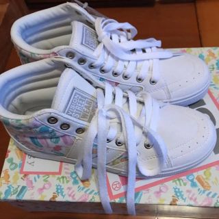 アースミュージックアンドエコロジー キャンディ スニーカー レディース の通販 15点 Earth Music Ecologyのレディースを買うならラクマ アースミュージックアンドエコロジー キャンディ スニーカー レディース の通販 15点 Earth Music Ecologyのレディースを買うならラクマ