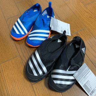 アディダス(adidas)の専用です！アディダス キッズ シューズ 20cm黒 18cm青 (サンダル)