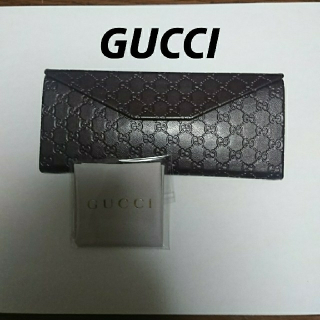 Gucci - GUCCI折り畳みメガネケースの通販 by RIKUs shop｜グッチならラクマ