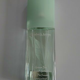 エリザベスアーデン(Elizabeth Arden)のエリザベスアーデン グリーンティー 香水(香水(女性用))