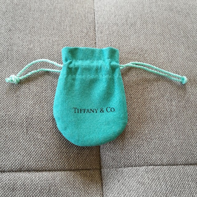 Tiffany & Co.(ティファニー)のティファニー　袋 レディースのバッグ(ショップ袋)の商品写真