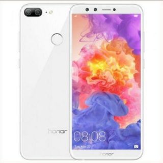 アンドロイド(ANDROID)のHuawei Honor9Liteクワッドレンズでガラスボディ　専用ケース付属(スマートフォン本体)