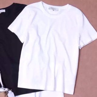 ヴァレンティノ(VALENTINO)のシンプルTシャツ(Tシャツ(半袖/袖なし))