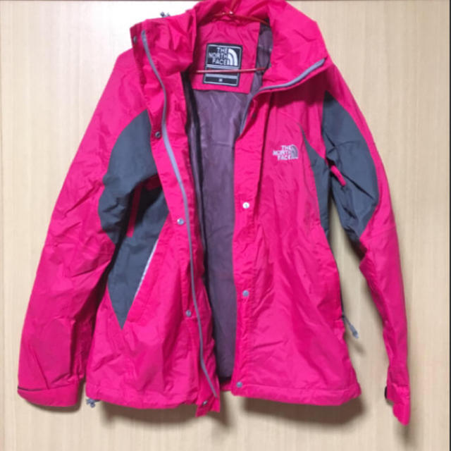 THE NORTH FACE(ザノースフェイス)のthe north face パーカー レディースのジャケット/アウター(ナイロンジャケット)の商品写真