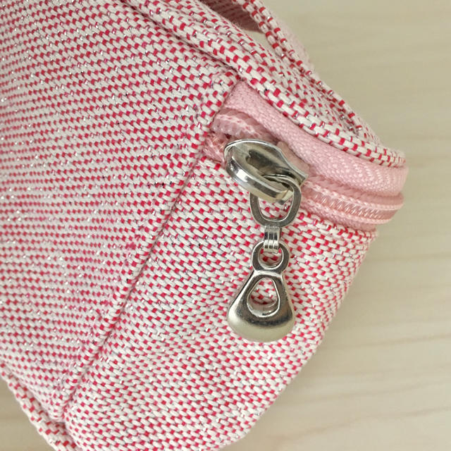 DHC(ディーエイチシー)の《新品》DHC バニティポーチ コンパクト ピンク 赤 ラメ レディースのファッション小物(ポーチ)の商品写真