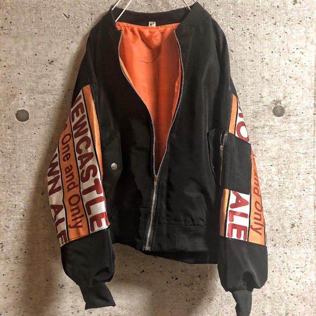 特別価格♡MA_1 ブラック 裏地オレンジ ビッグシルエット ナイロンジャケット メンズのジャケット/アウター(ミリタリージャケット)の商品写真
