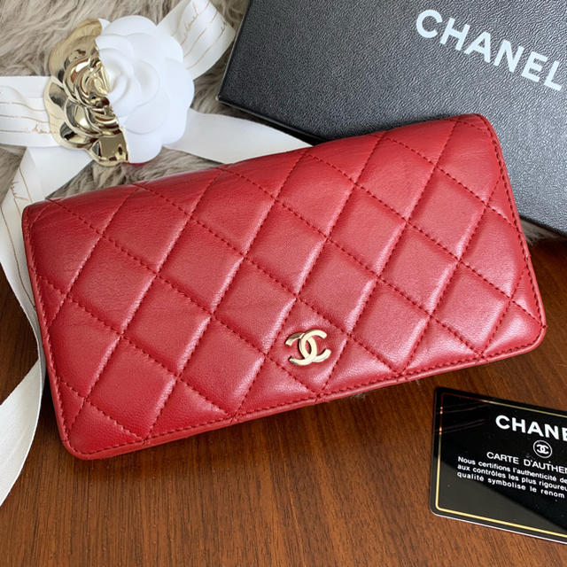 CHANEL(シャネル)のシャネル CHANEL マトラッセ 財布 レディースのファッション小物(財布)の商品写真