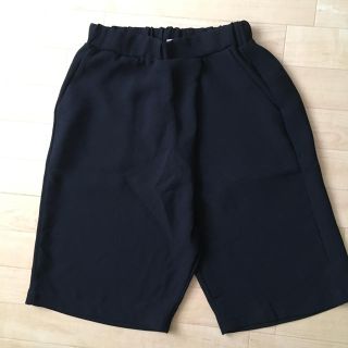 ザラ(ZARA)のALL＋BLACK ハーフパンツ(ハーフパンツ)