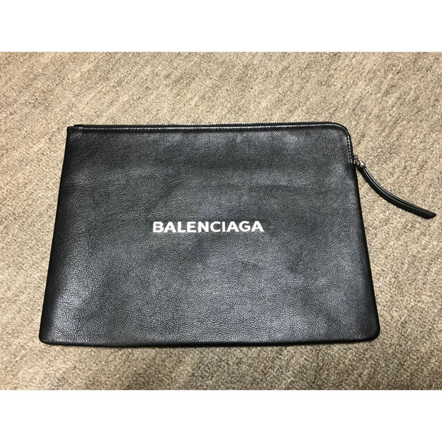 値下げ☆新品☆未使用☆バレンシアガ☆クラッチバック☆フルレザー