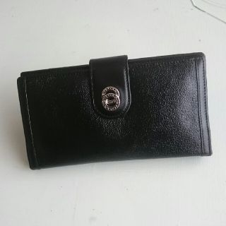 ブルガリ(BVLGARI)のBVLGARIレザー二つ降り長財布(長財布)