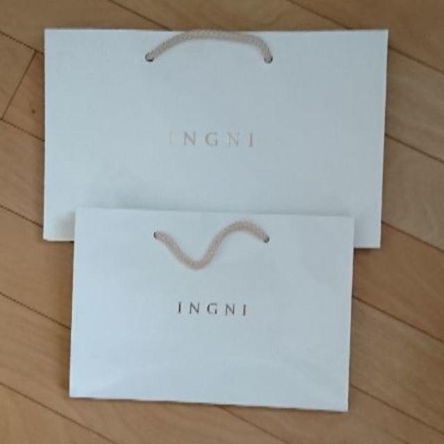 INGNI(イング)の★格安 INGNI(イング)　紙袋 大小２枚セット★ レディースのバッグ(ショップ袋)の商品写真