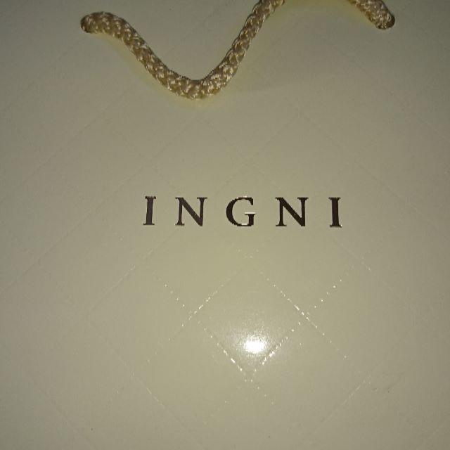 INGNI(イング)の★格安 INGNI(イング)　紙袋 大小２枚セット★ レディースのバッグ(ショップ袋)の商品写真