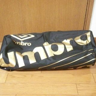 アンブロ(UMBRO)のりす様専用     umbro ボストンバッグ goldカラー(ボストンバッグ)