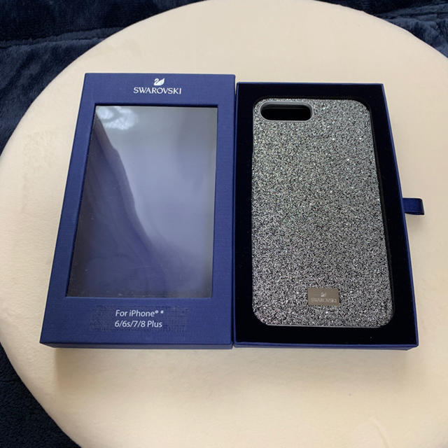 SWAROVSKI(スワロフスキー)のiPhone7Plusスワロフスキー携帯ケース スマホ/家電/カメラのスマホアクセサリー(iPhoneケース)の商品写真