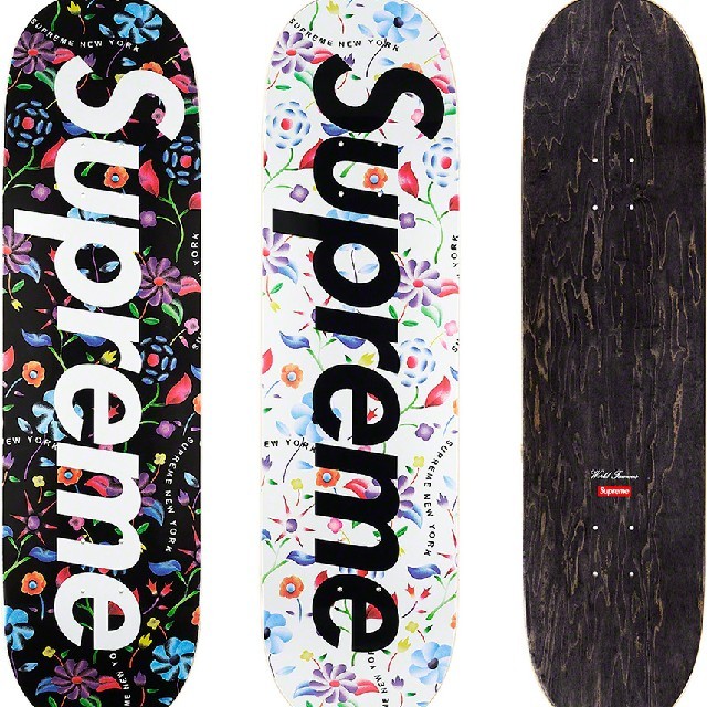 Supreme(シュプリーム)のsupreme airbrushed floral skateboard 黒 スポーツ/アウトドアのスポーツ/アウトドア その他(スケートボード)の商品写真