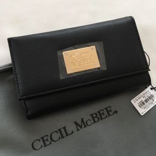 セシルマクビー(CECIL McBEE)の新品 セシルマクビー 四角プレート 三つ折り財布 ブラック 黒(財布)