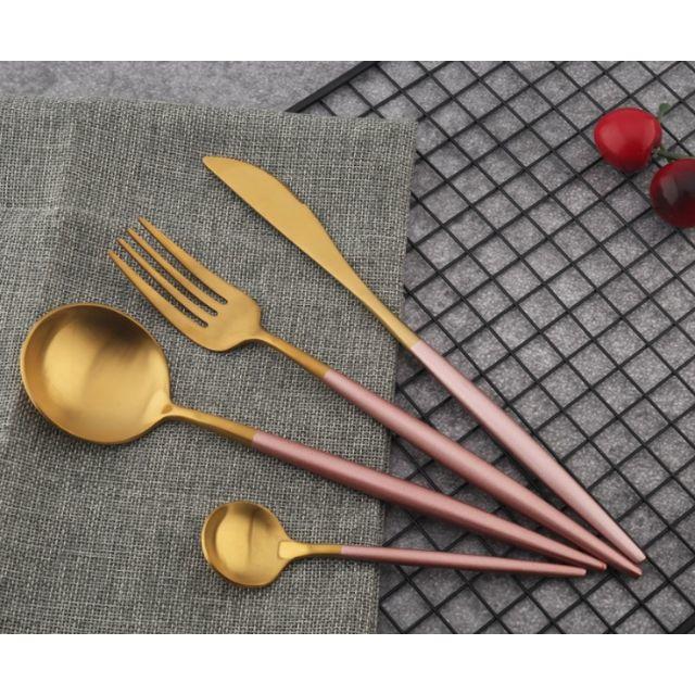 新品★北欧風カトラリー★４点セット★PINK＆GOLD★送料込 インテリア/住まい/日用品のキッチン/食器(カトラリー/箸)の商品写真