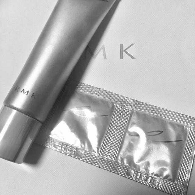 RMK(アールエムケー)のRMK＊CCジェルクイックグローファンデーション＊お試し付き コスメ/美容のベースメイク/化粧品(ファンデーション)の商品写真