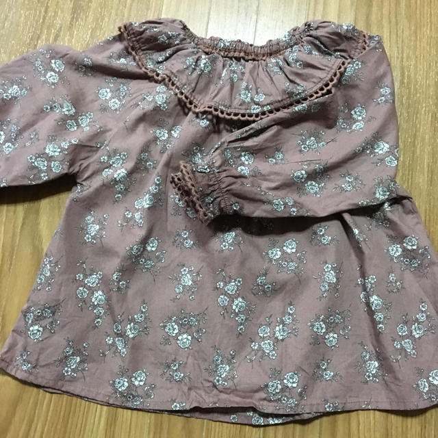 futafuta(フタフタ)の花柄ブラウス キッズ/ベビー/マタニティのキッズ服女の子用(90cm~)(ブラウス)の商品写真