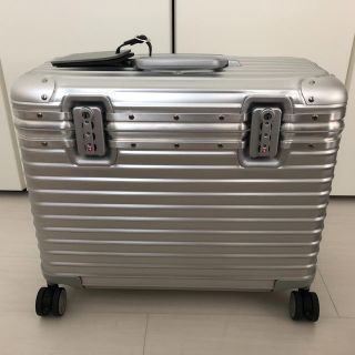 リモワ(RIMOWA)のリモワ トパーズ機内持ち込み可  新品(トラベルバッグ/スーツケース)