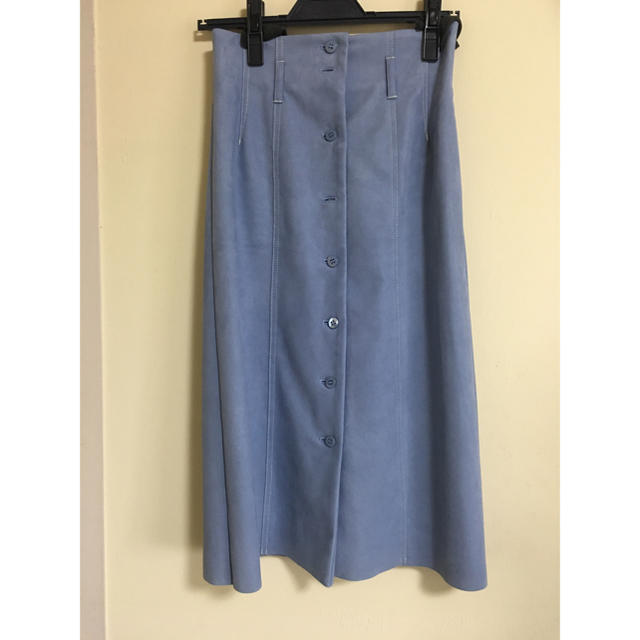 TOMORROWLAND(トゥモローランド)のトゥモローランドのスカート レディースのスカート(ひざ丈スカート)の商品写真