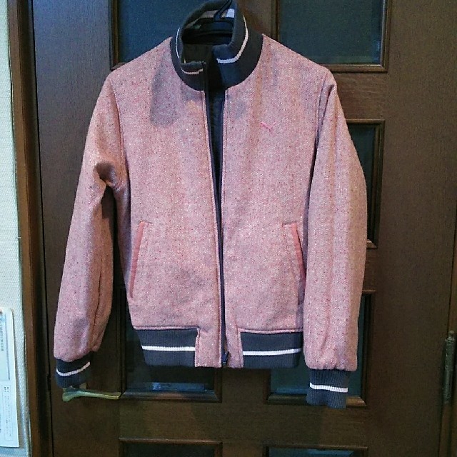 PUMA(プーマ)のリバーシブルジャケット レディースのジャケット/アウター(ブルゾン)の商品写真