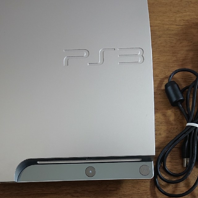 PlayStation3(プレイステーション3)のPS3 シルバー エンタメ/ホビーのゲームソフト/ゲーム機本体(家庭用ゲーム機本体)の商品写真