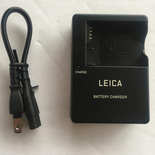 ライカ(LEICA)のライカQ バッテリーチャージャー(バッテリー/充電器)