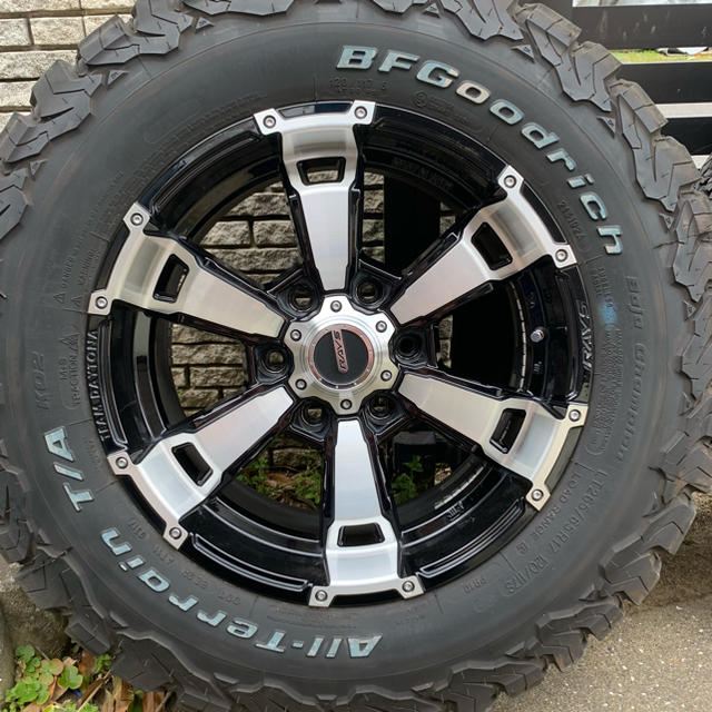 BFgoodrich×RAYSデイトナG6 265/65/R17 自動車/バイクの自動車(タイヤ・ホイールセット)の商品写真