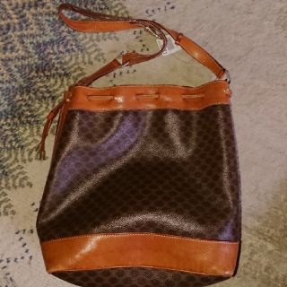 セリーヌ(celine)のセリーヌ 巾着ショルダーバッグ 値下げ!!!(ショルダーバッグ)