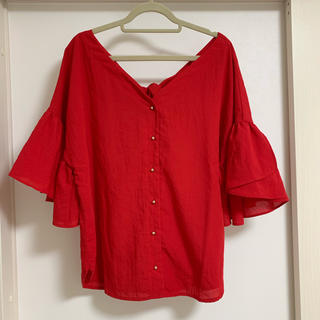 ローズバッド(ROSE BUD)のローズバッド   赤トップス   Tシャツ  赤ブラウス(シャツ/ブラウス(半袖/袖なし))