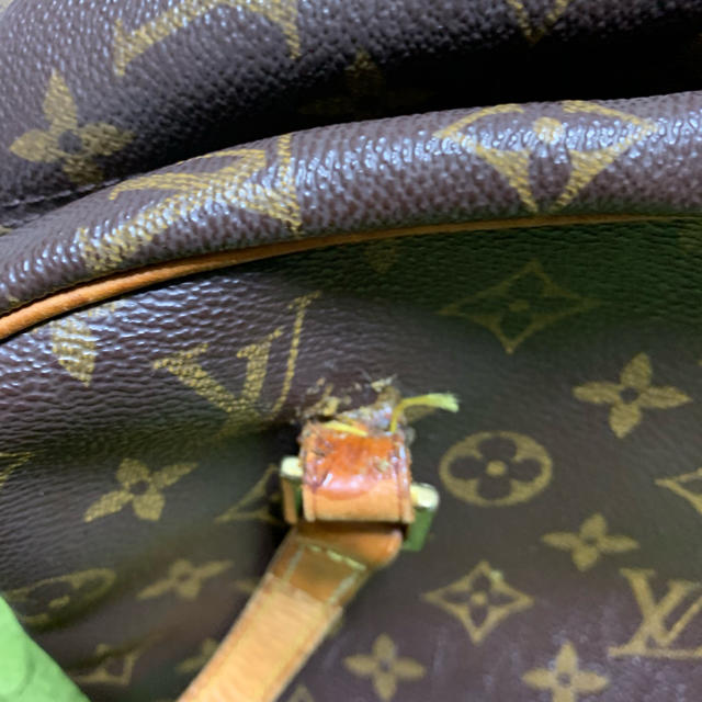 LOUIS VUITTON(ルイヴィトン)のLOUIS VUITTON レディースのバッグ(ショルダーバッグ)の商品写真