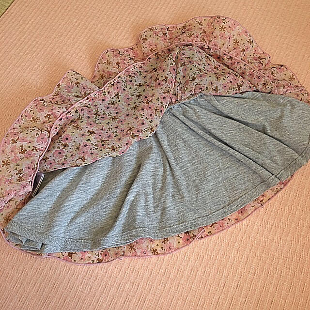 COMME CA ISM(コムサイズム)のひまわり様専用✳︎コムサイズム スカート 90 キッズ/ベビー/マタニティのキッズ服女の子用(90cm~)(スカート)の商品写真