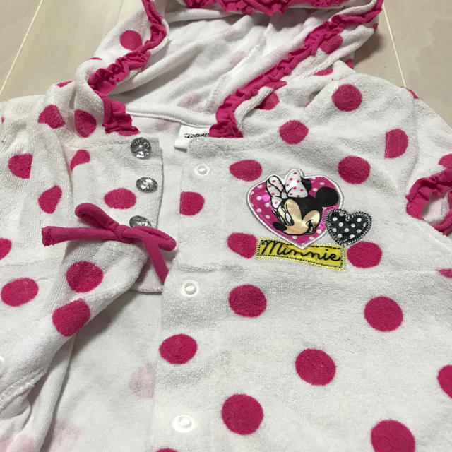 Disney(ディズニー)のミニーちゃんタオル地ガウンと水着セット キッズ/ベビー/マタニティのキッズ服女の子用(90cm~)(水着)の商品写真